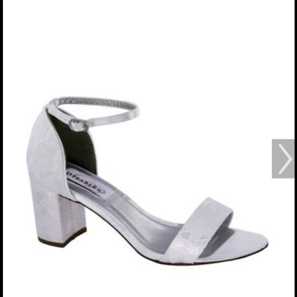 Dyeables White Block Heel NWOB Sz8B
